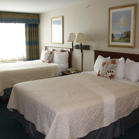 Baraga Lakeside Inn ภายนอก รูปภาพ
