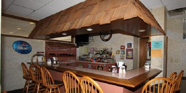 Baraga Lakeside Inn ภายนอก รูปภาพ
