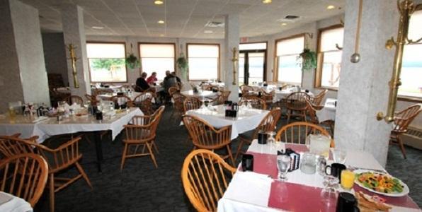 Baraga Lakeside Inn ภายนอก รูปภาพ