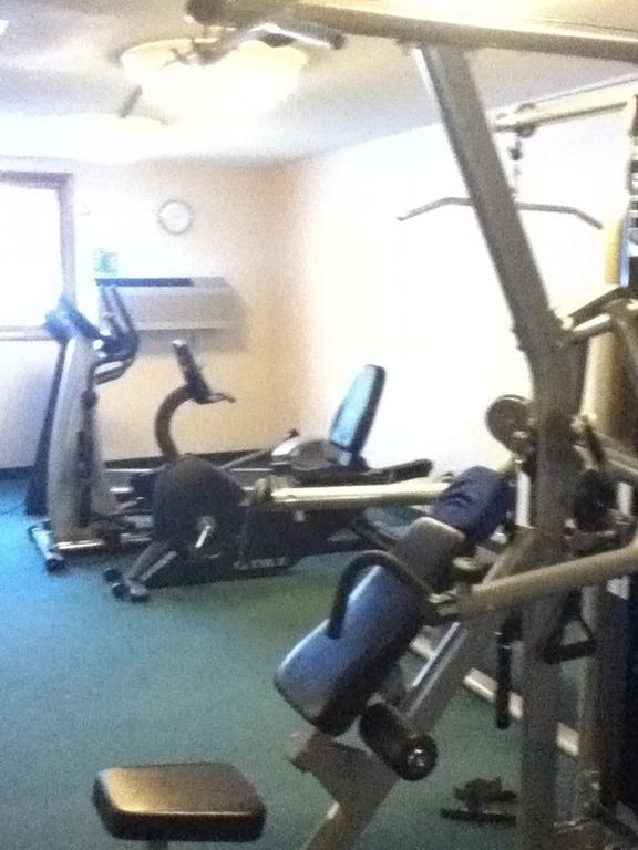 Baraga Lakeside Inn ภายนอก รูปภาพ