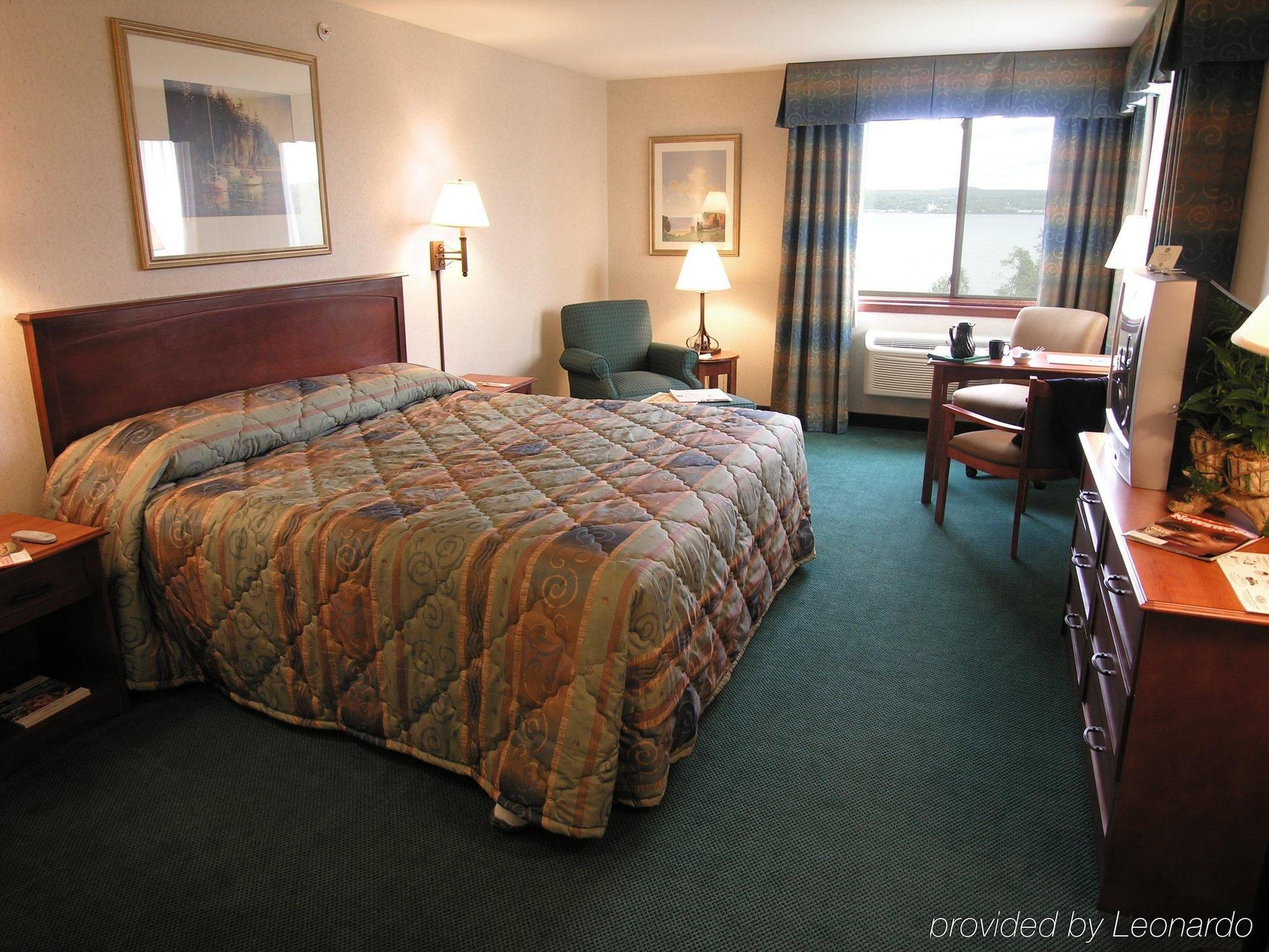 Baraga Lakeside Inn ห้อง รูปภาพ